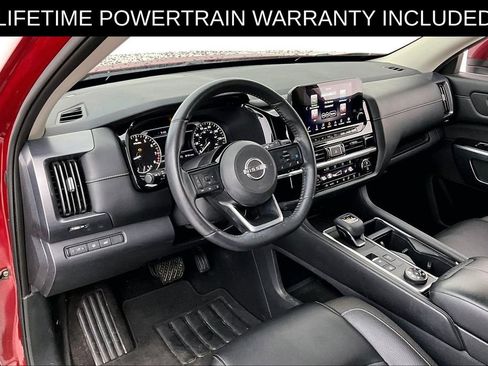 Used 2023 Nissan Pathfinder SL AWD/4WD image 16