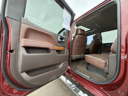 Used 2016 Chevrolet Silverado 1500 High Country w/ High Country Premium Package image 28