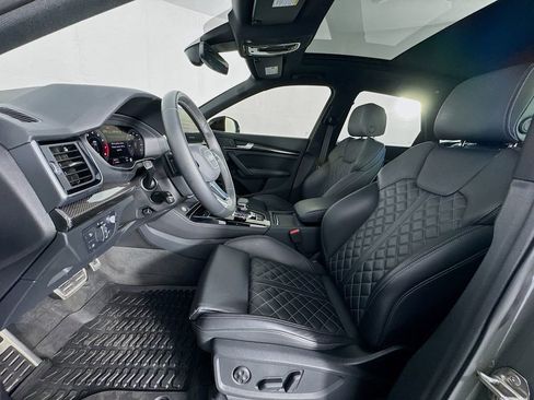 Used 2024 Audi SQ5 Prestige image 15