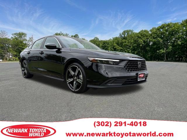Used 2024 Honda Accord Sport image 1