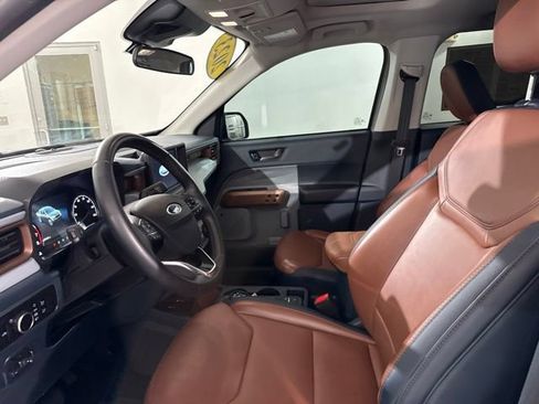 Used 2023 Ford Maverick Lariat w/ Lariat Luxury Package AWD/4WD image 16
