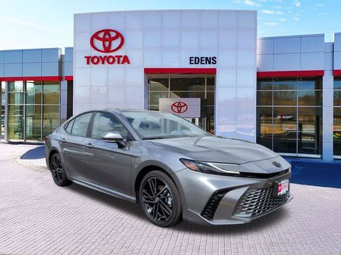 Used 2026 Toyota Camry XSE AWD/4WD image 17