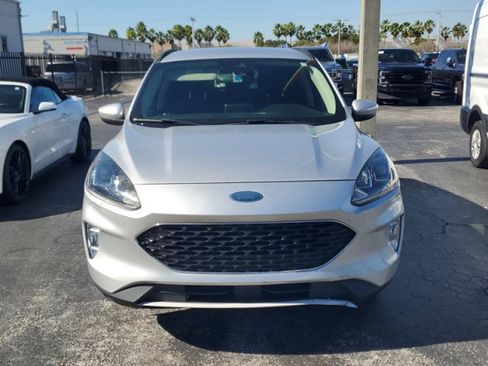 Certified 2020 Ford Escape SEL image 2