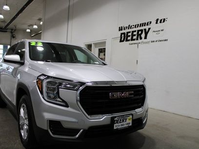 Used 2022 GMC Terrain SLE w/ Fleet Convenience Package