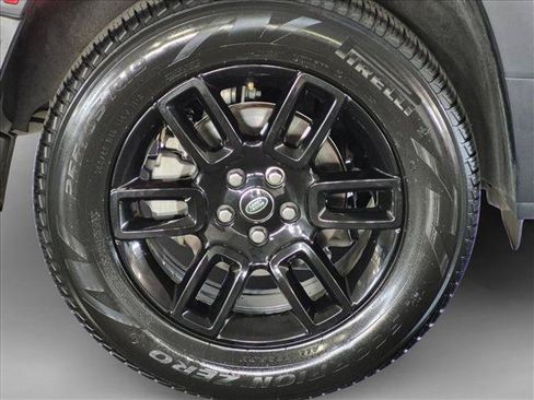 Used 2023 Land Rover Defender 90 S AWD/4WD image 23