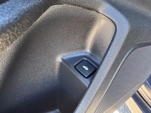 Used 2018 Honda Civic EX-L image 37