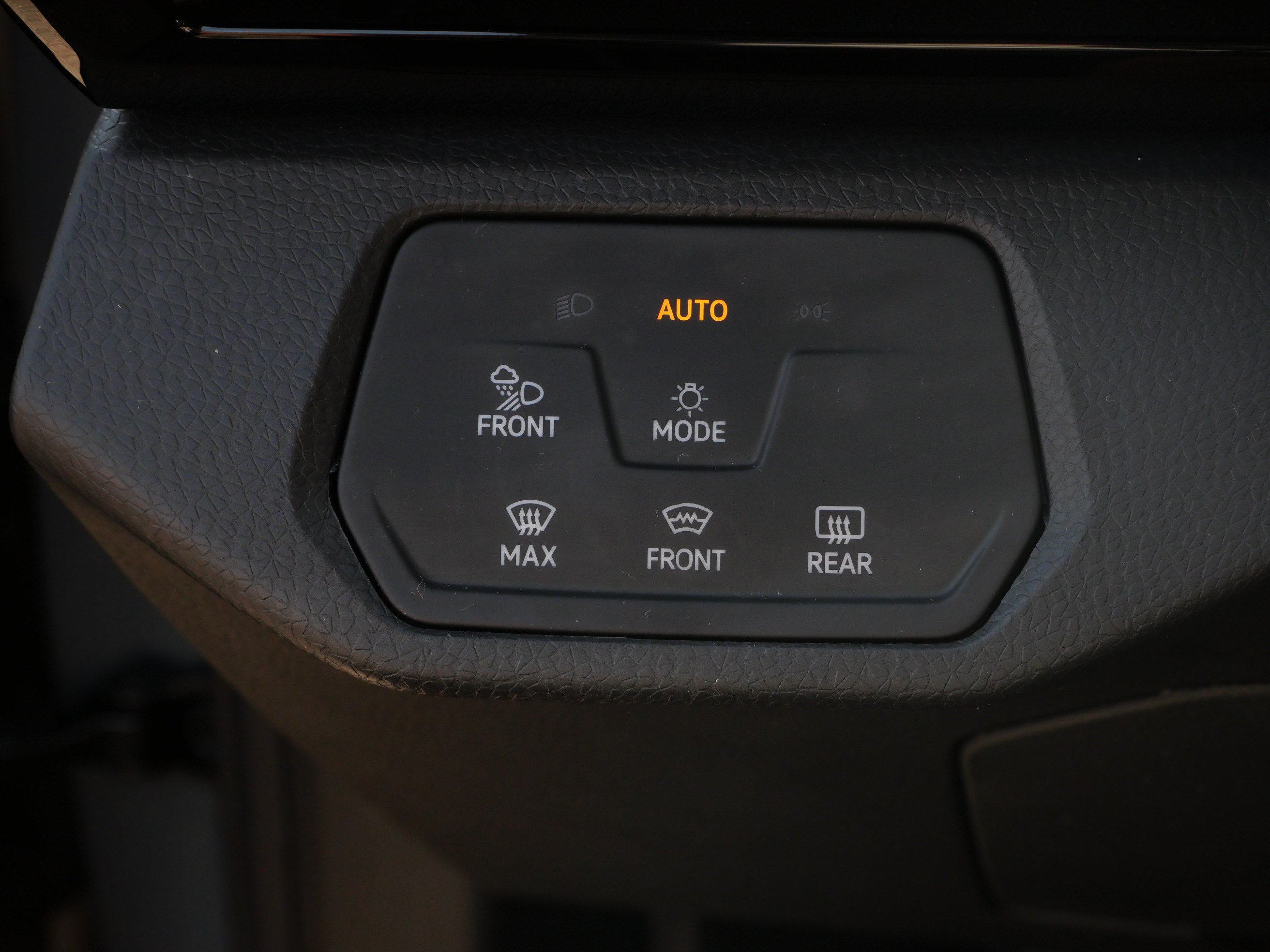 Used 2023 Volkswagen ID.4 Pro S AWD/4WD image 26