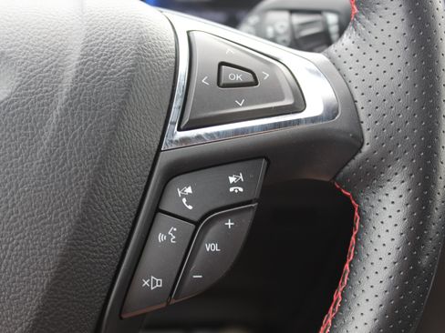 Used 2024 Ford Edge ST-Line AWD/4WD image 11