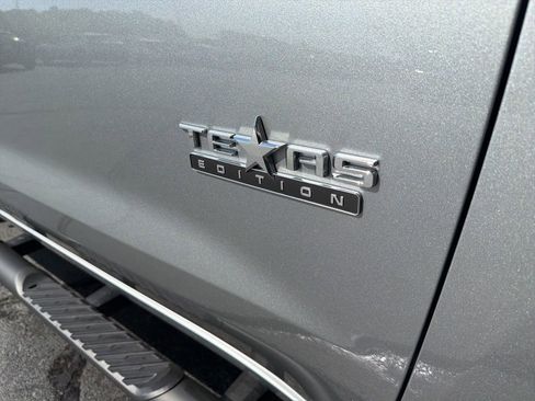 Used 2025 Chevrolet Silverado 1500 RST w/ Texas Edition Plus AWD/4WD image 10