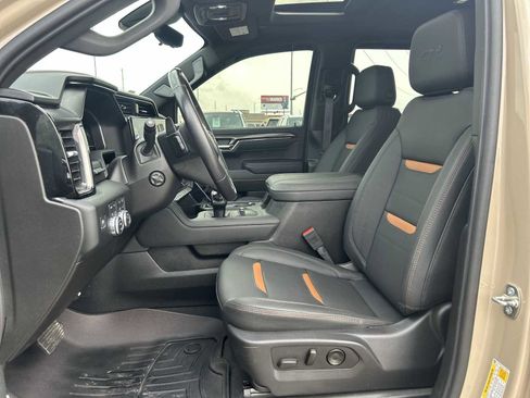 Used 2023 GMC Sierra 1500 AT4 w/ AT4 Premium Package image 19