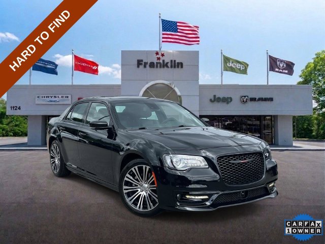 Certified 2022 Chrysler 300 S w/ Comfort Group RWD image 1