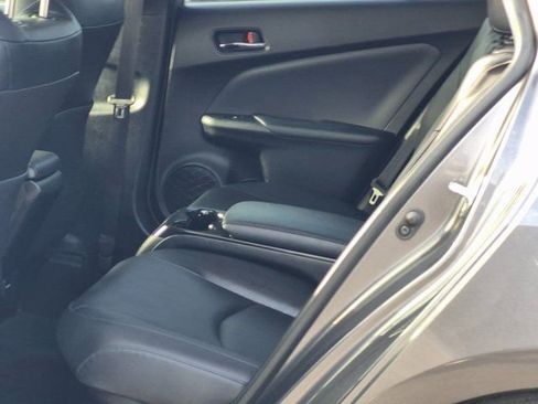 Used 2018 Toyota Prius Prime Premium w/ Carpet Mat Package image 18