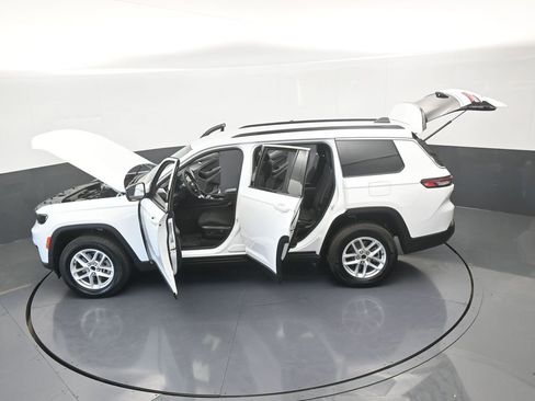 Used 2024 Jeep Grand Cherokee L Laredo image 62