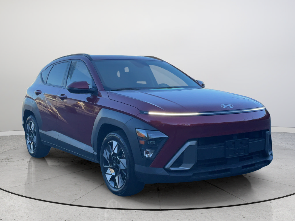 Used 2024 Hyundai Kona SEL FWD image 1