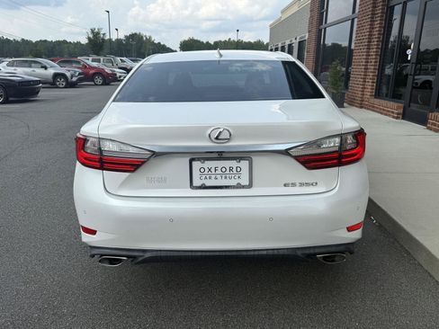 Used 2017 Lexus ES 350 w/ Premium Package FWD image 5