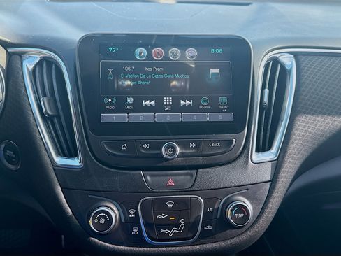 Used 2018 Chevrolet Malibu LT image 8