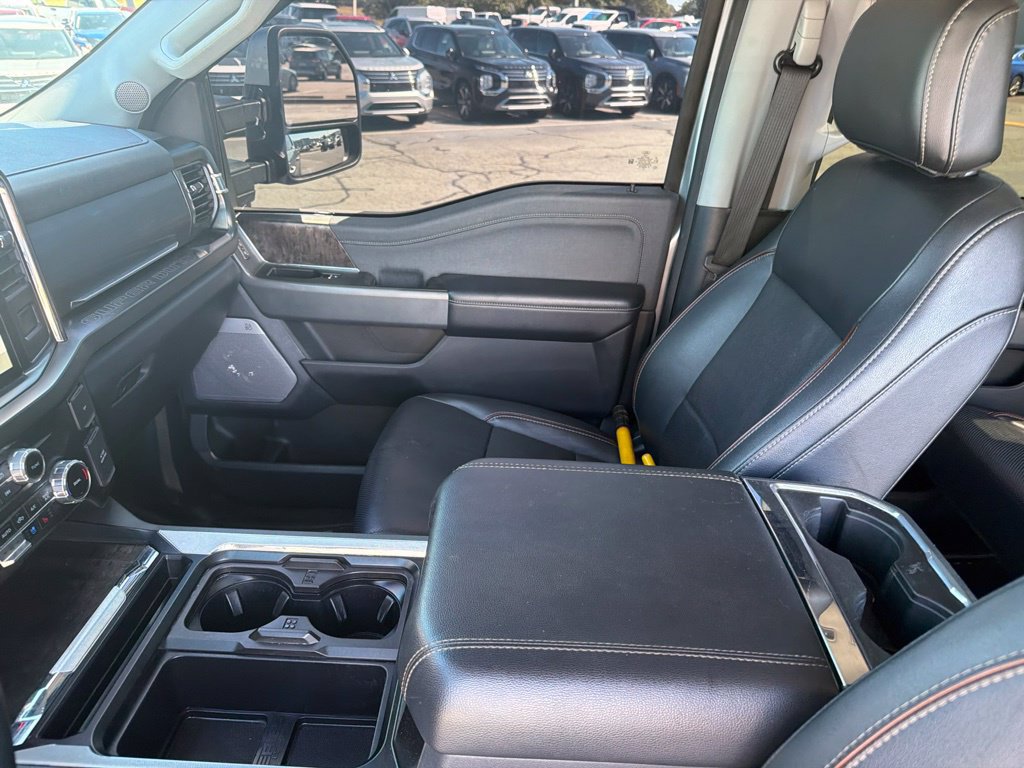 Used 2023 Ford F250 Lariat w/ Sport Appearance Package AWD/4WD image 18