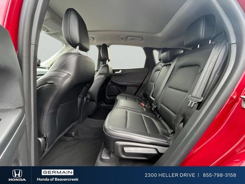 Used 2023 Ford Escape Platinum AWD/4WD image 28