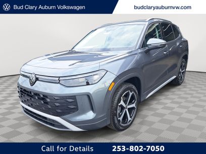 New 2025 Volkswagen Tiguan SE