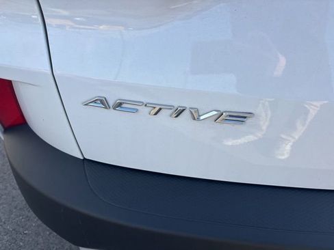 Used 2023 Ford Escape Active image 17