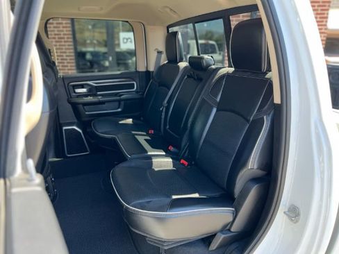 Used 2020 RAM 2500 Laramie image 22