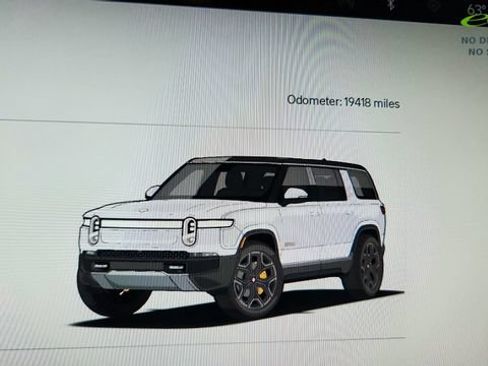 Used 2024 Rivian R1S Adventure AWD/4WD image 43