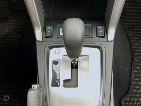 Used 2017 Subaru Forester 2.5i Premium w/ Popular Package #2A AWD/4WD image 24