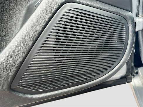 Used 2023 Acura TLX w/ Technology Package image 19