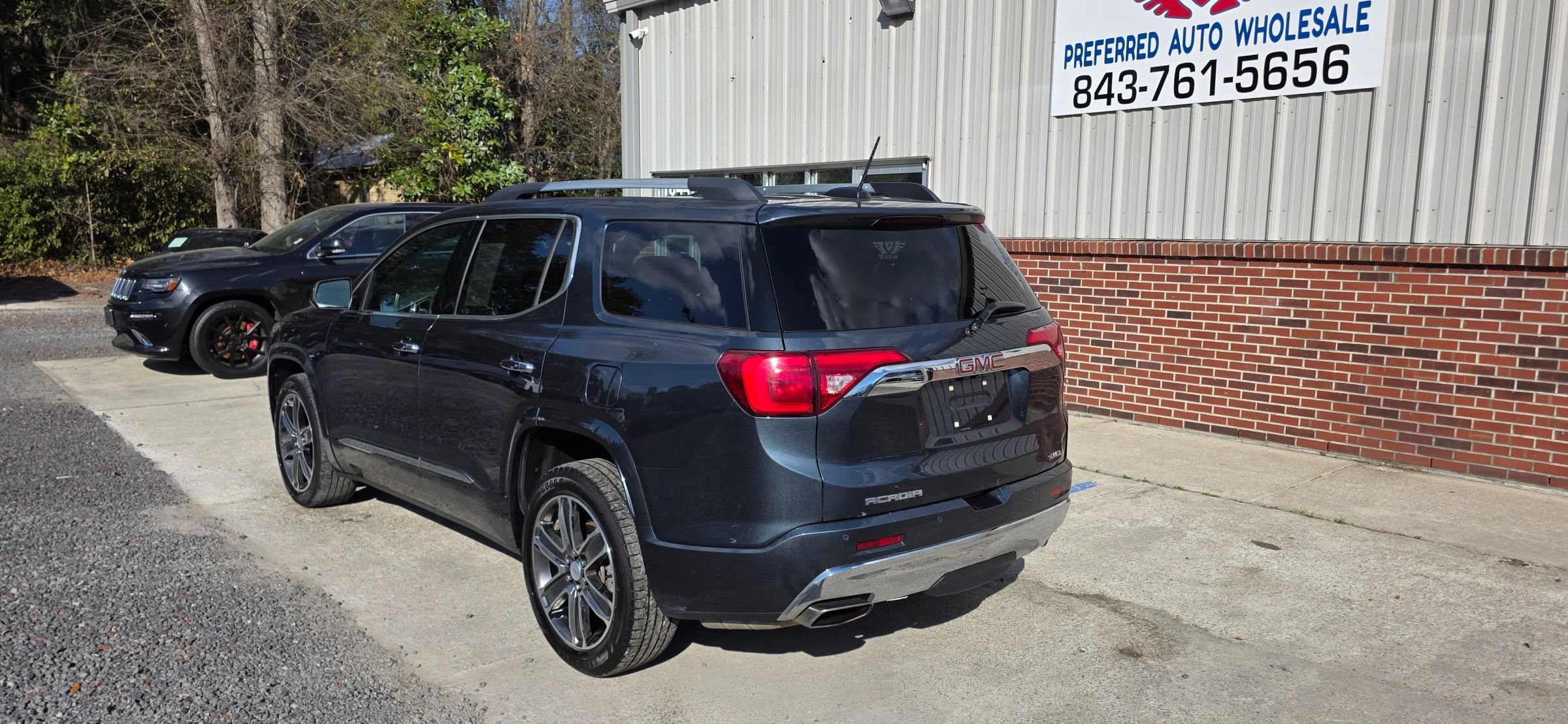 Used 2019 GMC Acadia Denali AWD/4WD image 5