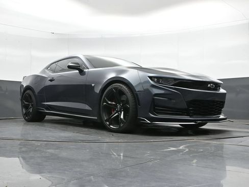 Used 2023 Chevrolet Camaro SS RWD image 46
