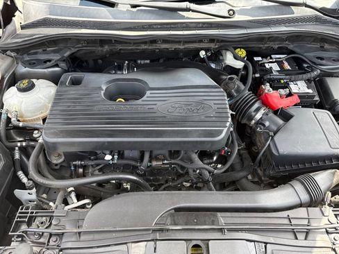 Used 2020 Ford Escape Titanium AWD/4WD image 48