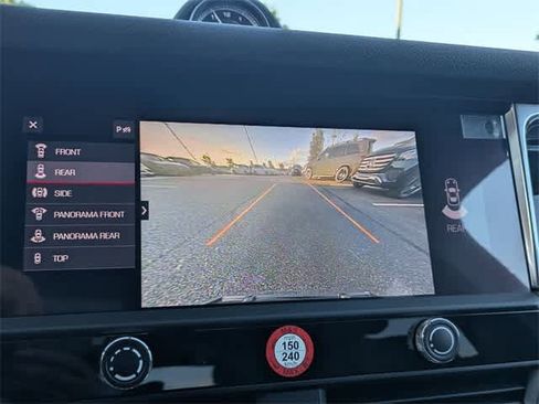 Used 2024 Porsche Macan image 31