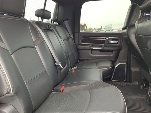 Used 2019 RAM 3500 Laramie w/ Black Appearance Package image 7