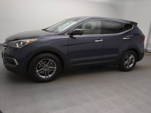 Used 2017 Hyundai Santa Fe Sport image 2