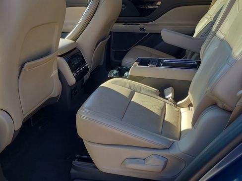 Used 2020 Lincoln Aviator Reserve w/ Equipment Group 201A image 13