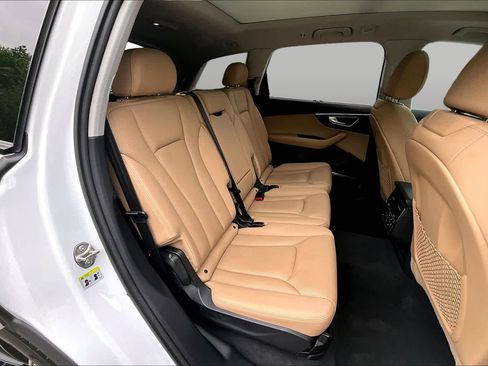 Used 2021 Audi Q7 3.0T Prestige AWD/4WD image 19