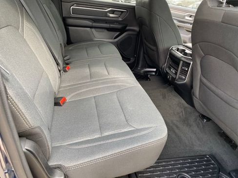Used 2022 RAM 1500 Big Horn AWD/4WD image 32