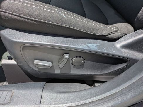 Used 2024 Ford Escape Active image 8