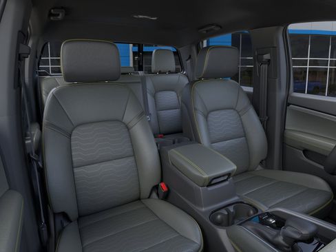 New 2025 Chevrolet Colorado ZR2 w/ Technology Package image 16