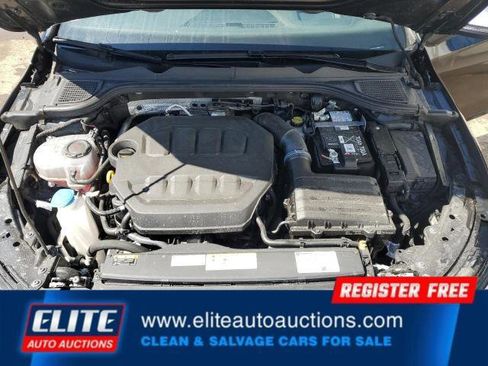 Used 2024 Volkswagen Golf R image 22