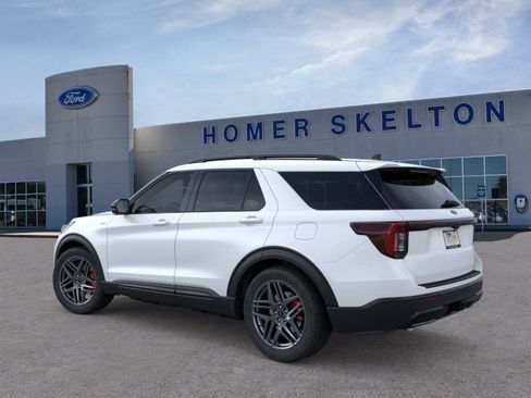 New 2026 Ford Explorer ST-Line w/ ST-Line Street Pack AWD/4WD image 4