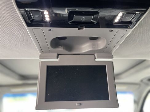 Used 2016 GMC Yukon XL Denali w/ Open Road Package image 21