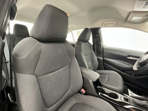 Used 2021 Toyota Corolla LE image 13