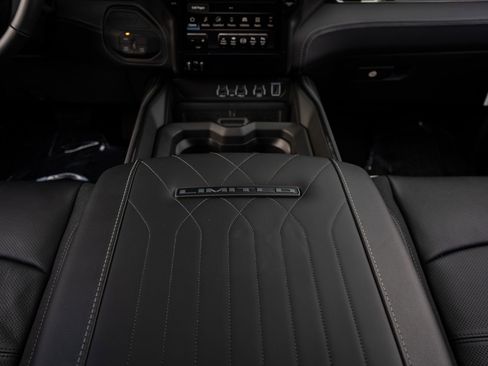 New 2026 RAM 2500 Limited AWD/4WD image 36