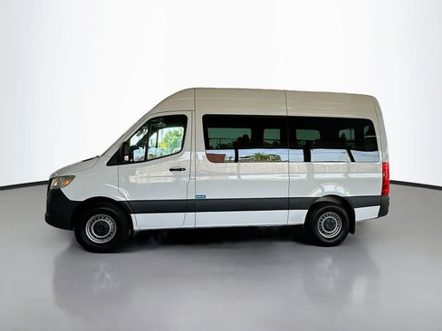 Used 2024 Mercedes-Benz Sprinter 2500 image 4