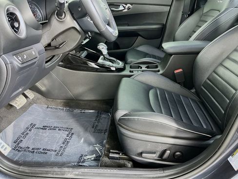 Used 2022 Kia Forte GT-Line w/ GT-Line Premium Package FWD image 29
