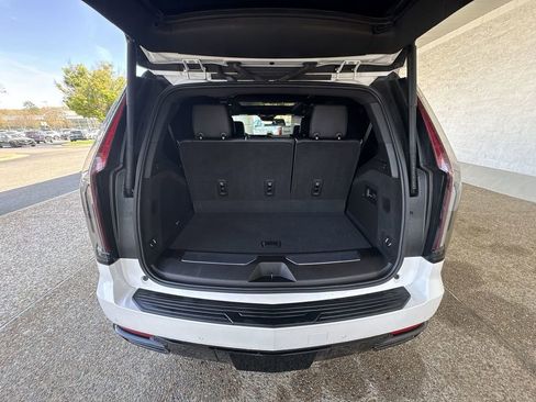 Certified 2021 Cadillac Escalade Sport image 26