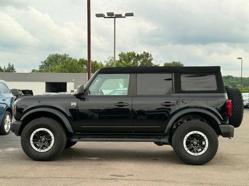 Certified 2024 Ford Bronco Big Bend w/ Sasquatch Package AWD/4WD image 39