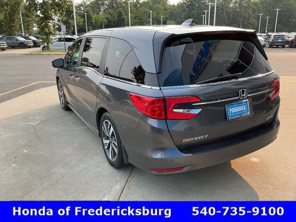 Used 2021 Honda Odyssey Touring image 4