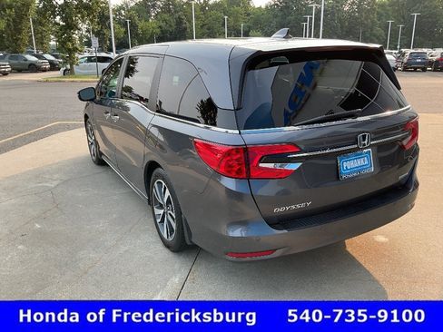 Certified 2021 Honda Odyssey Touring image 4